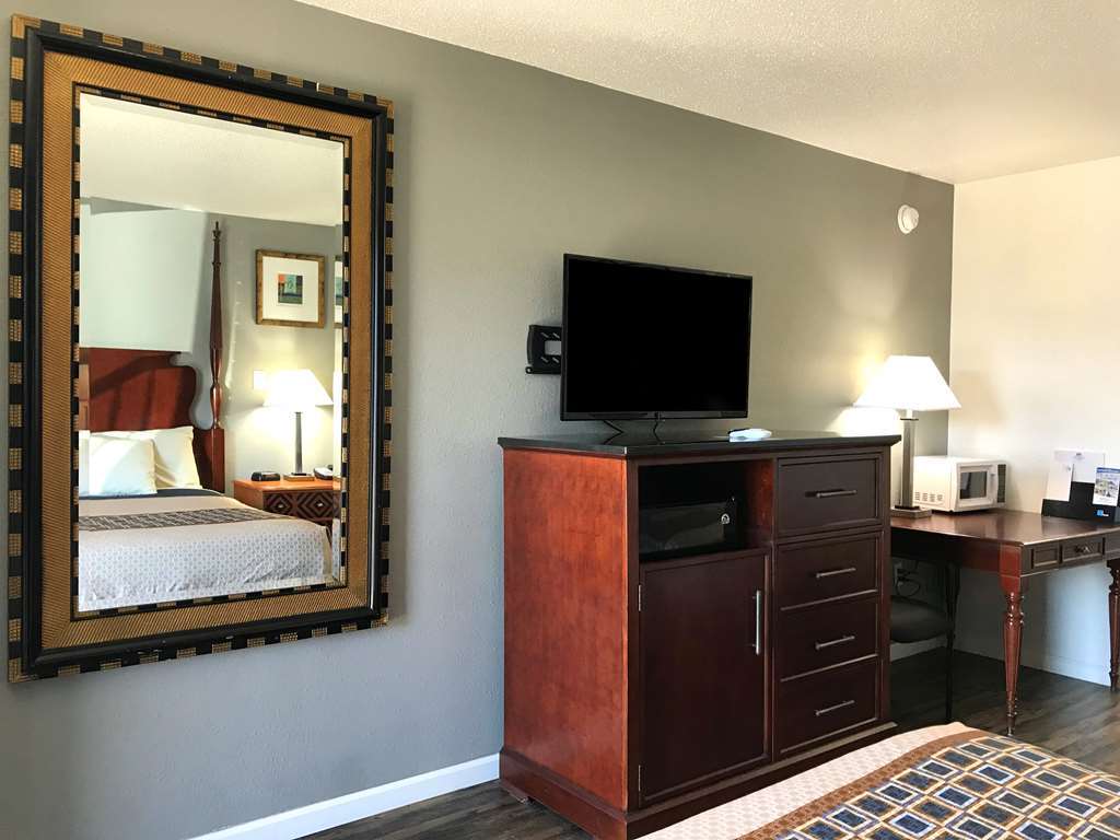 Americas Best Value Inn & Suites Расселлвилл Номер фото