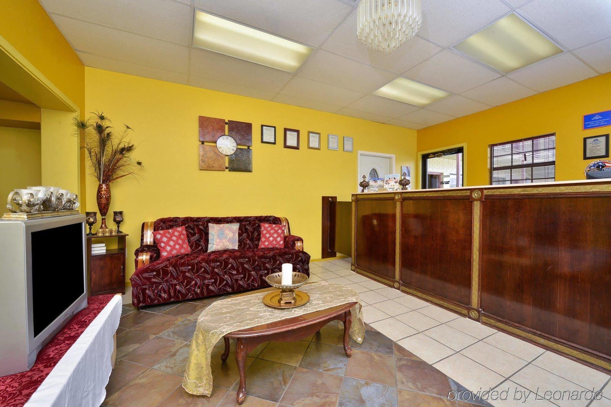 Americas Best Value Inn & Suites Расселлвилл Экстерьер фото